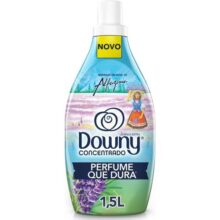 Amaciante Downy Concentrado Seiva de Alfazema com perfume que dura por mais tempo e proteção contra maus odores° 1,5L