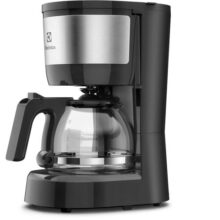 Cafeteira Elétrica Electrolux inox filtro permanente removivel corta pingos capacidade 600ml 15 xicaras função manter aquecido sistema ECM10 220v