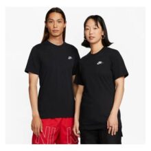 Camiseta Nike Sportswear Club Masculina