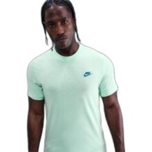 Camiseta Nike Sportswear Club Masculina