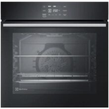 Electrolux Forno de Embutir Elétrico Electrolux 80L Experience Air fryer, PerfectCook360 e Painel Touch (OE8EA) 220V