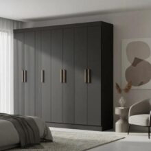 Guarda-roupa Roupeiro Maxel Paris 8 Portas 4 Gavetas MDP Cor Preto