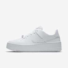 Tênis Nike Air Force 1 Sage Low Feminino